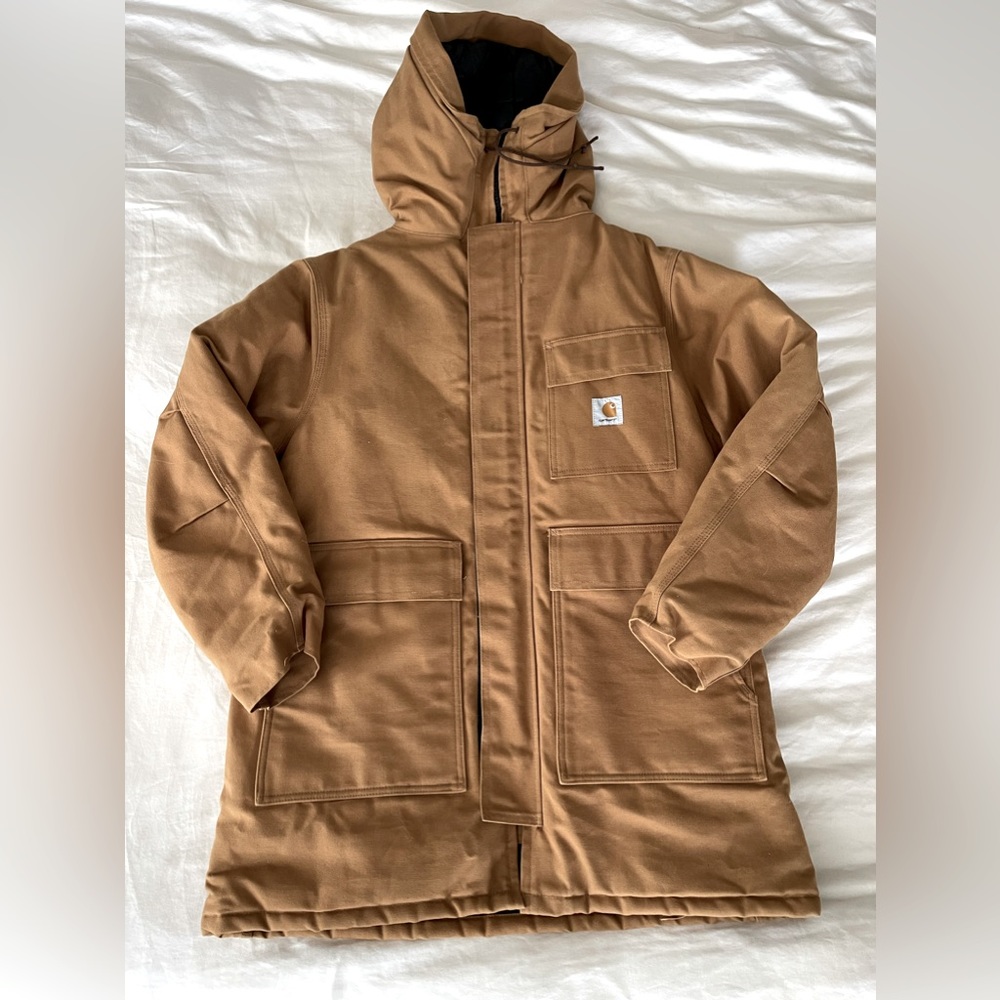 Carhartt men’s large canvas insulated winter coat.